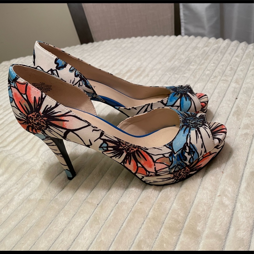 Nine West Flower Peep Toe Heels